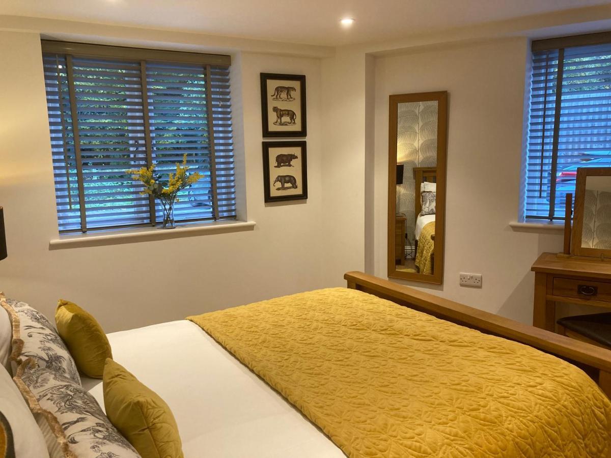 יאוביל Streamside Apartments מראה חיצוני תמונה